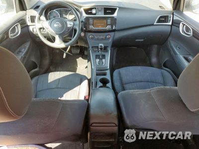Zdjęcie 8 z 12 samochodu: 2016 NISSAN SENTRA S VIN:3N1AB7AP5GL683641 - miniatura