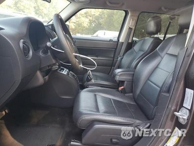 Zdjęcie 7 z 12 samochodu: 2016 JEEP PATRIOT SPORT VIN:1C4NJPBAXGD525605 - miniatura