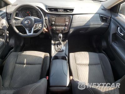 Zdjęcie 8 z 14 samochodu: 2017 NISSAN ROGUE S VIN:KNMAT2MV1HP517601 - miniatura
