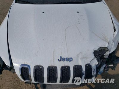 Zdjęcie 11 z 14 samochodu: 2014 JEEP CHEROKEE LATITUDE VIN:1C4PJLCS9EW117297 - miniatura