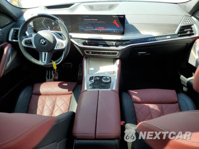 Zdjęcie 8 z 17 samochodu: 2025 BMW X6 M60I VIN:5UX43EX09S9W39616 - miniatura