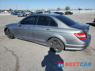 Drugie zdjęcie samochodu z przodu: 2011 MERCEDES-BENZ C 300 VIN:WDDGF5EBXBR153414 - miniatura