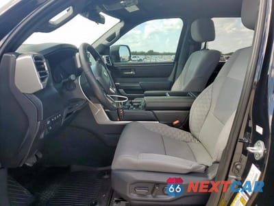 Zdjęcie 7 z 13 samochodu: 2025 TOYOTA TUNDRA CREWMAX SR VIN:5TFLA5DB5SX248449 - miniatura