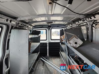 Zdjęcie 10 z 13 samochodu: 2012 GMC SAVANA G2500 VIN:1GTW7FCG7C1100516 - miniatura
