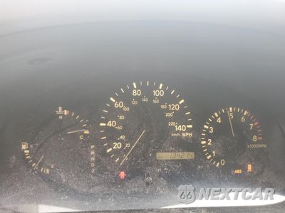 Zdjęcie 9 z 13 samochodu: 2001 LEXUS RX 300 VIN:JTJHF10U610208120 - miniatura