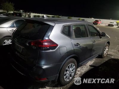 Trzecie zdjęcie samochodu z tyłu: 2018 NISSAN ROGUE S VIN:5N1AT2MT3JC825358 - miniatura
