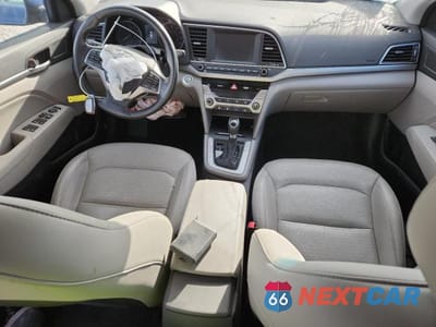 Zdjęcie 8 z 12 samochodu: 2017 HYUNDAI ELANTRA SE VIN:5NPD84LF7HH060597 - miniatura