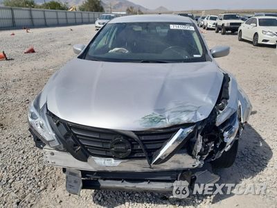 Piąte zdjęcie samochodu w środku: 2017 NISSAN ALTIMA 2.5 VIN:1N4AL3AP7HC231552 - miniatura