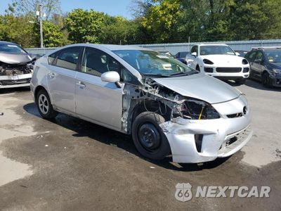 Czwarte zdjęcie samochodu z boku: 2013 TOYOTA PRIUS VIN:JTDKN3DU5D5632445 - miniatura