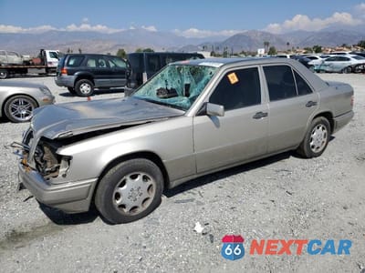 1995 MERCEDES-BENZ E 300D WDBEB31E6SC091657 - główne zdjęcie licytacji z USA - miniatura