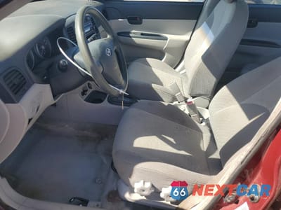 Zdjęcie 7 z 12 samochodu: 2006 HYUNDAI ACCENT GLS VIN:KMHCN45C26U052459 - miniatura