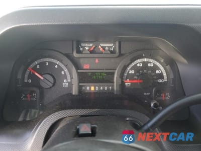 Zdjęcie 8 z 10 samochodu: 2016 FORD E450 SHUTTLE BUS VIN:1FDFE4FS4GDC33597 - miniatura