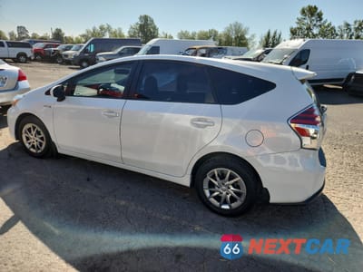 Drugie zdjęcie samochodu z przodu: 2015 TOYOTA PRIUS V VIN:JTDZN3EUXFJ029238 - miniatura