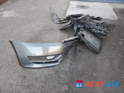 Zdjęcie 12 z 13 samochodu: 2014 VOLKSWAGEN PASSAT SE VIN:1VWBN7A39EC013604 - miniatura