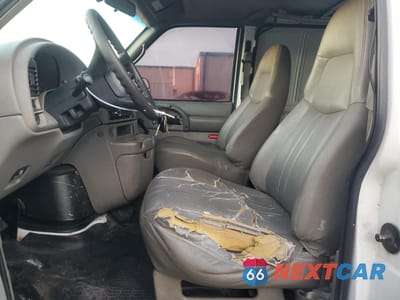 Zdjęcie 7 z 13 samochodu: 1998 CHEVROLET ASTRO VIN:1GCDM19W2WB184146 - miniatura