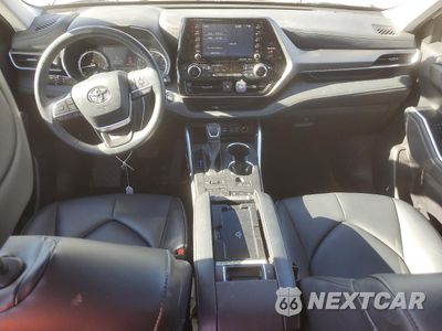 Zdjęcie 8 z 15 samochodu: 2022 TOYOTA HIGHLANDER XLE VIN:5TDGZRBH3NS597080 - miniatura