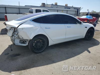 Trzecie zdjęcie samochodu z tyłu: 2017 TESLA MODEL 3 VIN:5YJ3E1EA4HF002613 - miniatura