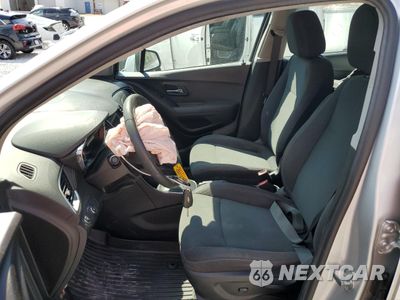 Zdjęcie 7 z 14 samochodu: 2019 CHEVROLET TRAX LS VIN:3GNCJKSB9KL347926 - miniatura