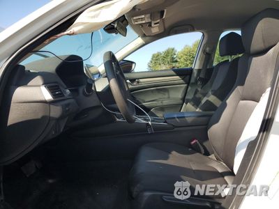 Zdjęcie 7 z 13 samochodu: 2018 HONDA ACCORD LX VIN:1HGCV1F16JA035868 - miniatura