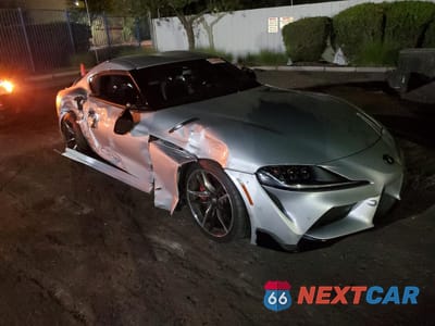 Czwarte zdjęcie samochodu z boku: 2022 TOYOTA SUPRA BASE VIN:WZ1DB0C09NW052837 - miniatura