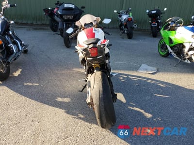 Czwarte zdjęcie samochodu z boku: 2022 YAMAHA YZFR7 VIN:JYARM38EXNA003210 - miniatura