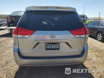 Zdjęcie 6 z 13 samochodu: 2014 TOYOTA SIENNA LE VIN:5TDKK3DC1ES519426 - miniatura