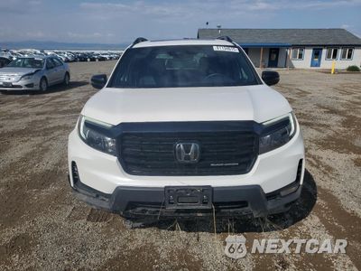 Piąte zdjęcie samochodu w środku: 2024 HONDA PASSPORT BLACK EDITION VIN:5FNYF8H85RB015909 - miniatura