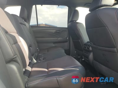 Zdjęcie 11 z 16 samochodu: 2024 HONDA PASSPORT BLACK EDITION VIN:5FNYF8H85RB015909 - miniatura