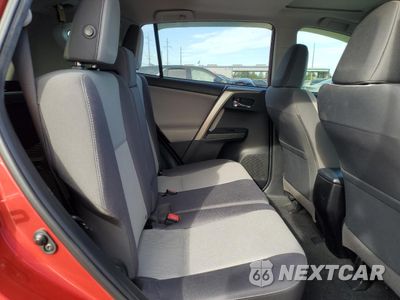 Zdjęcie 11 z 16 samochodu: 2014 TOYOTA RAV4 XLE VIN:JTMWFREV8EJ008527 - miniatura