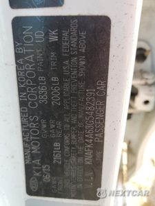 Zdjęcie 12 z 14 samochodu: 2016 KIA FORTE LX VIN:KNAFK4A63G5482391 - miniatura