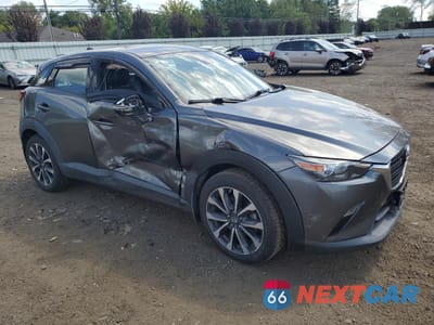 Czwarte zdjęcie samochodu z boku: 2019 MAZDA CX-3 TOURING VIN:JM1DKFC71K1446582 - miniatura