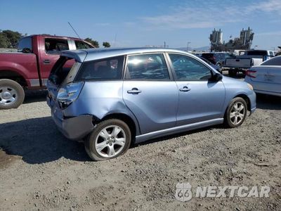 Trzecie zdjęcie samochodu z tyłu: 2006 TOYOTA COROLLA MATRIX XR VIN:2T1KR32E06C576968 - miniatura