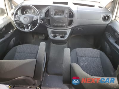 Zdjęcie 8 z 15 samochodu: 2023 MERCEDES-BENZ METRIS VIN:W1YV0BEY2P4341110 - miniatura