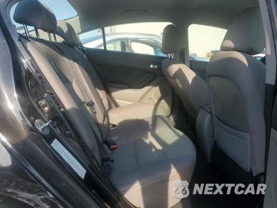 Zdjęcie 10 z 12 samochodu: 2014 KIA FORTE LX VIN:KNAFX4A69E5126039 - miniatura