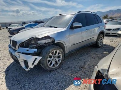 2011 BMW X5 XDRIVE35I 5UXZV4C54BL412820 - główne zdjęcie licytacji z USA - miniatura