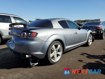 Trzecie zdjęcie samochodu z tyłu: 2004 MAZDA RX8 VIN:JM1FE173840103884 - miniatura