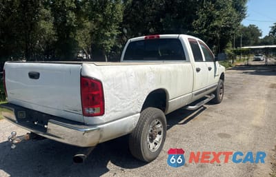 Czwarte zdjęcie samochodu z boku: 2005 DODGE RAM 3500 ST VIN:3D7LS38C85G784234 - miniatura