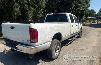 Czwarte zdjęcie samochodu z boku: 2005 DODGE RAM 3500 ST VIN:3D7LS38C85G784234 - miniatura