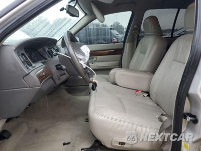Zdjęcie 7 z 12 samochodu: 2010 MERCURY GRAND MARQUIS LS VIN:2MEBM7FV3AX630962 - miniatura