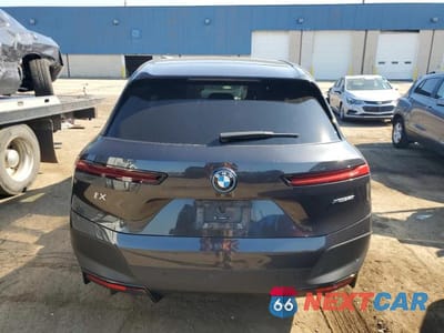 Zdjęcie 6 z 13 samochodu: 2024 BMW IX XDRIVE50 VIN:WB523CF01RCN79774 - miniatura