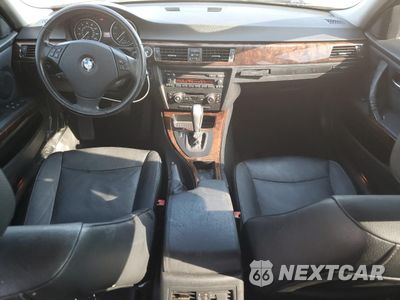 Zdjęcie 8 z 12 samochodu: 2011 BMW 328 I VIN:WBAPH7G50BNN03368 - miniatura