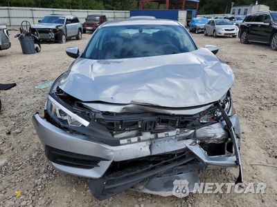 Piąte zdjęcie samochodu w środku: 2017 HONDA CIVIC LX VIN:19XFC2F55HE077076 - miniatura