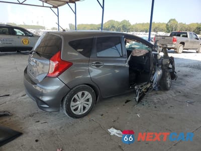 Trzecie zdjęcie samochodu z tyłu: 2017 NISSAN VERSA NOTE S VIN:3N1CE2CP9HL375633 - miniatura