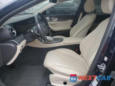 Zdjęcie 7 z 13 samochodu: 2021 MERCEDES-BENZ E 350 4MATIC VIN:W1KZF8EB8MA893099 - miniatura