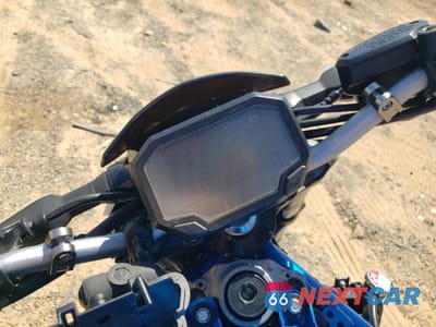 Zdjęcie 7 z 9 samochodu: 2020 KAWASAKI ZR900 F VIN:ML5ZRDF18LDA38266 - miniatura