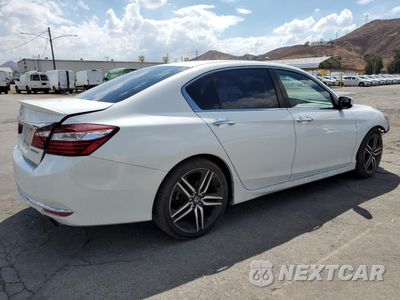 Trzecie zdjęcie samochodu z tyłu: 2017 HONDA ACCORD SPORT VIN:1HGCR2F56HA178343 - miniatura