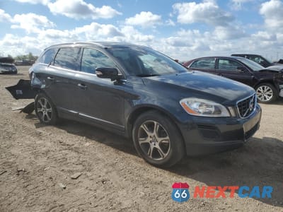 Czwarte zdjęcie samochodu z boku: 2011 VOLVO XC60 T6 VIN:YV4902DZ9B2168543 - miniatura