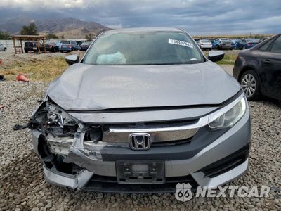 Piąte zdjęcie samochodu w środku: 2018 HONDA CIVIC LX VIN:2HGFC2F51JH534963 - miniatura