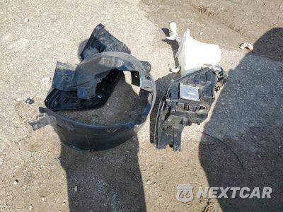 Zdjęcie 13 z 15 samochodu: 2020 NISSAN KICKS SR VIN:3N1CP5DV4LL534382 - miniatura