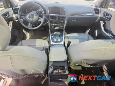 Zdjęcie 8 z 14 samochodu: 2013 AUDI Q5 PREMIUM PLUS VIN:WA1LFAFP0DA043270 - miniatura